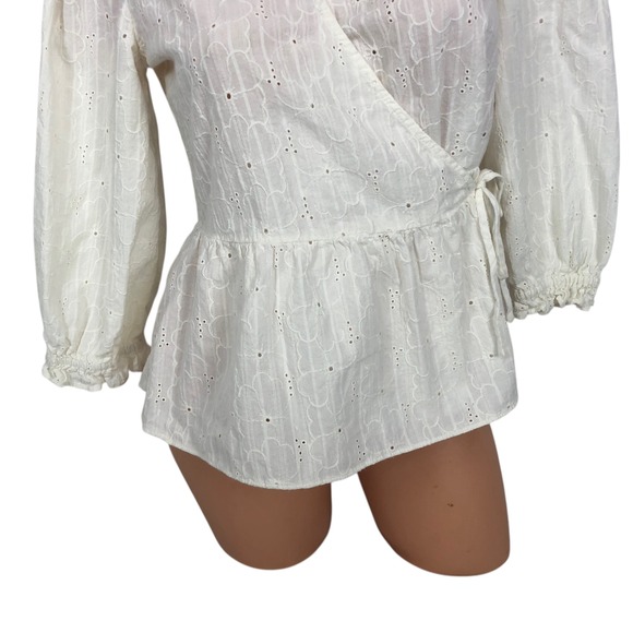 Madewell Embroidered Eyelet Lace Peplum Wrap Top Size S Puff Sleeve V-Neck Boho - Picture 4 of 9